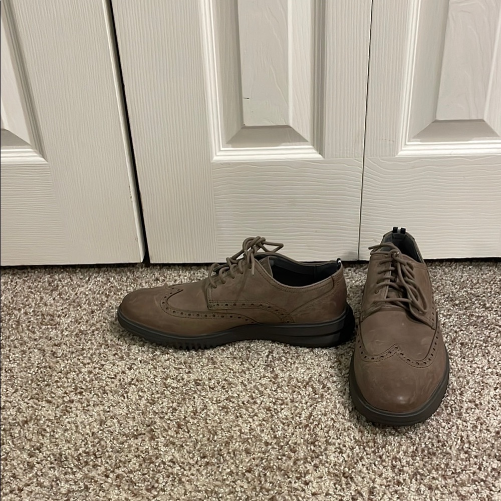 Cole Haan Brown Oxfords